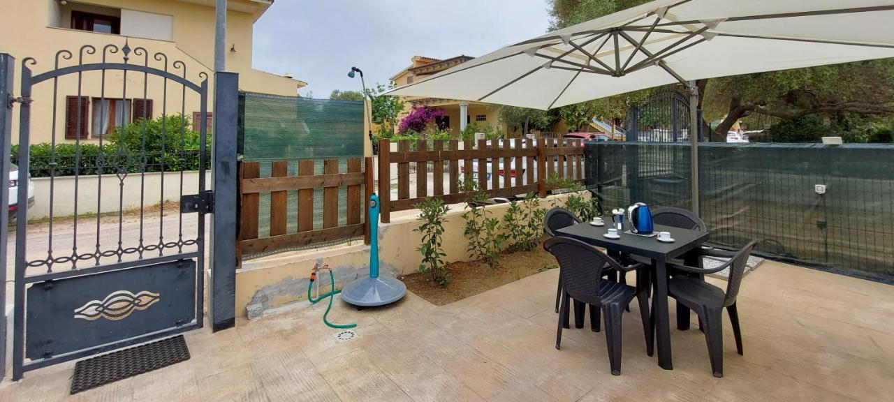 Appartamento Brigida Bilocale 3 Posti Vicino Al Centro San Teodoro  Exterior photo